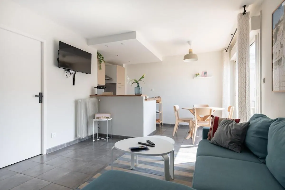 Bel Appart Moderne Et Lumineux Canebiere, Pour 4 Personnes Marseille