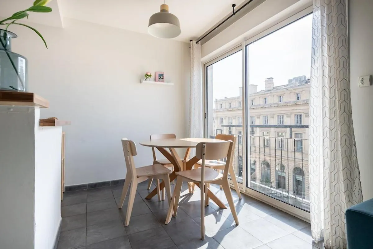 Bel Appart Moderne Et Lumineux Canebiere, Pour 4 Personnes Marseille